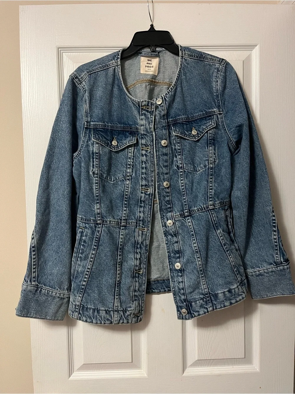 Free People/ We The Free Lula Denim Jacket In River Blues Size Medium - Picture 8 of 9
